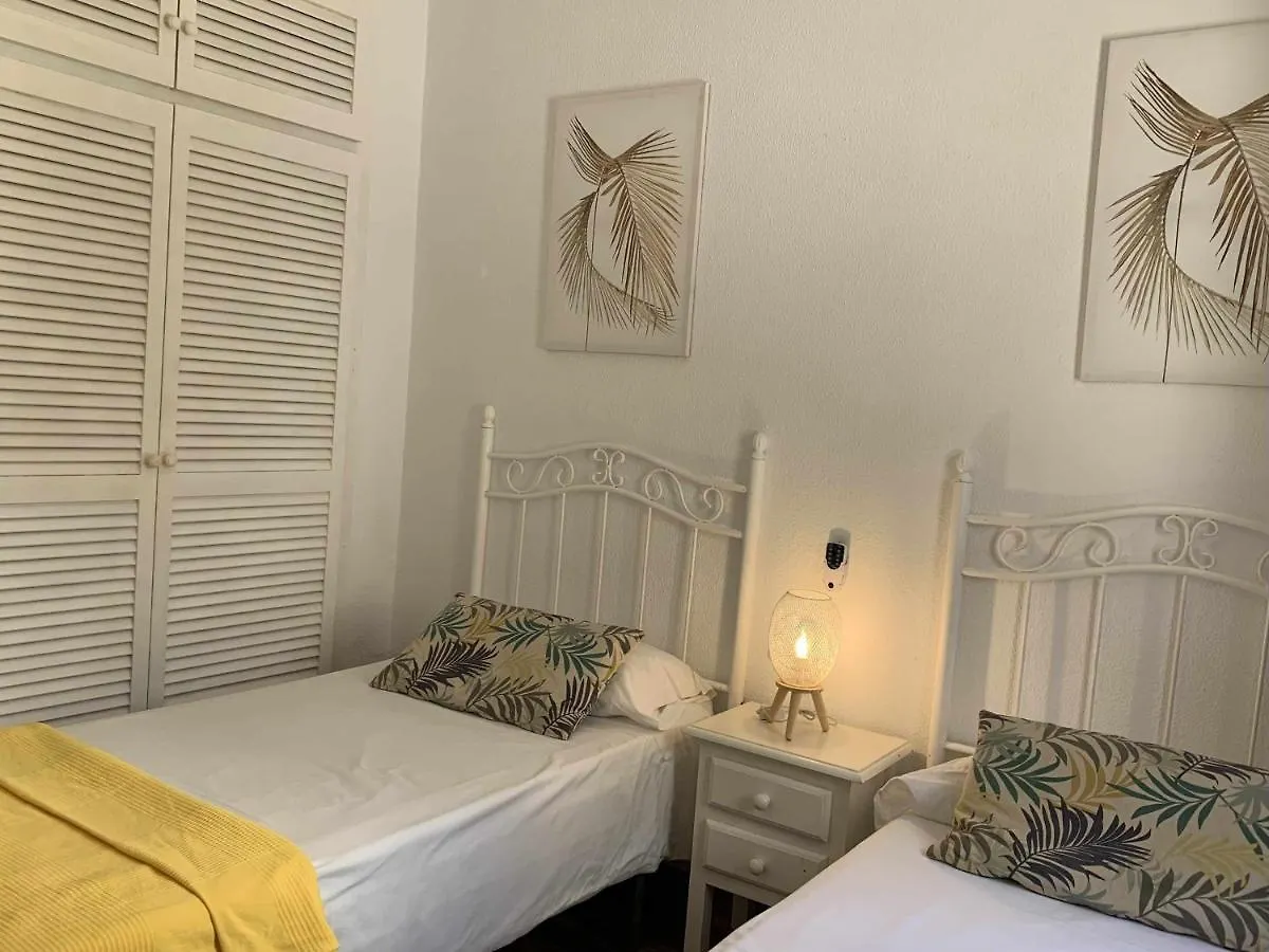 Urb Las Canas I Apartamento F2 Tarifa